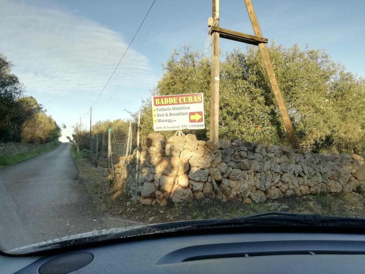 B&B Badde Cubas Usini Zewnętrze zdjęcie